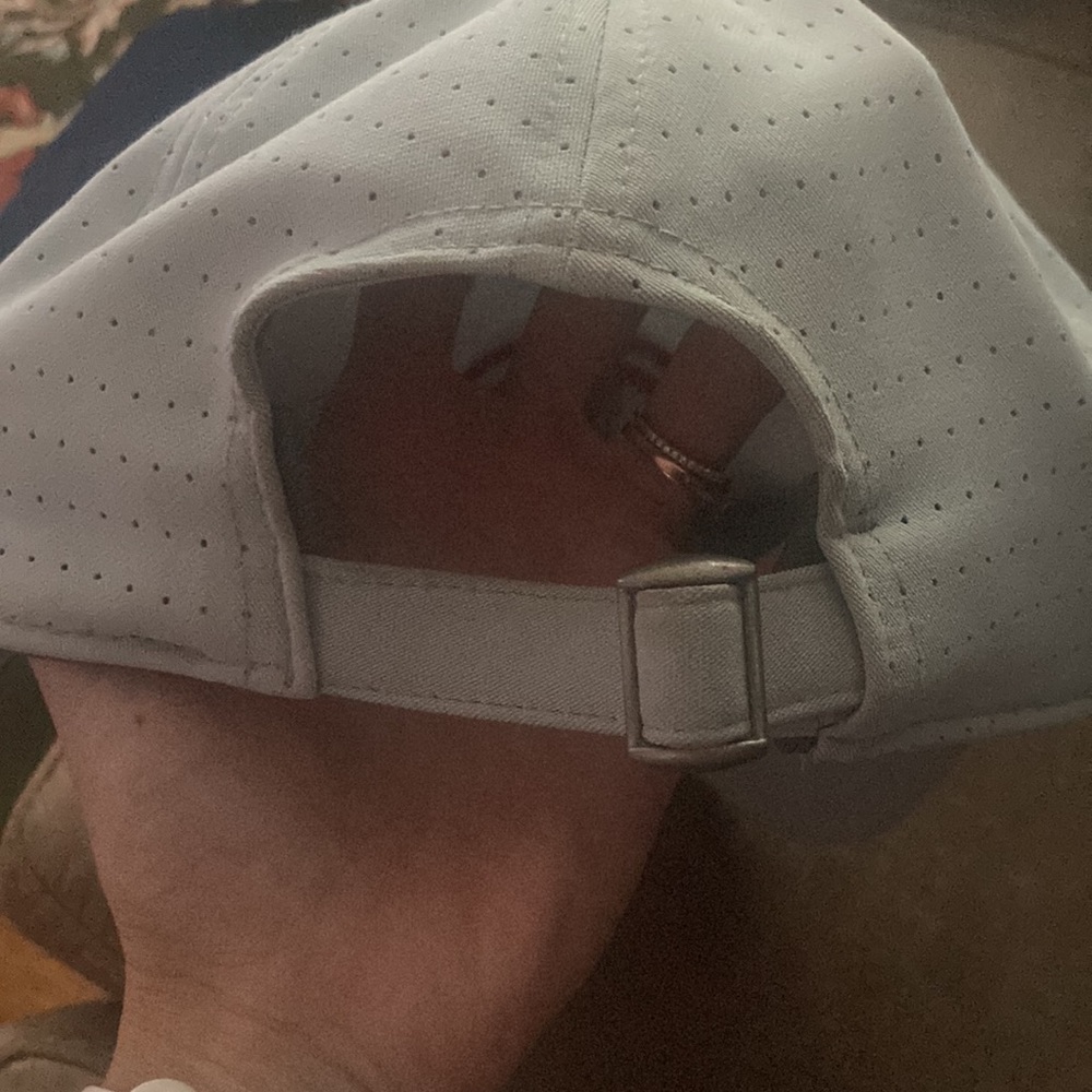 Colgate hat - Picture 3 of 5